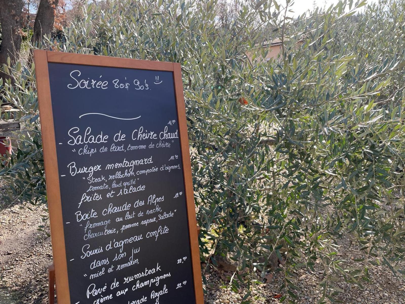 Auberge De La Table Ronde Vinon-sur-Verdon Eksteriør bilde